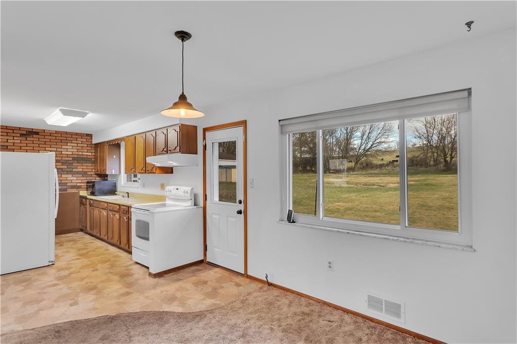 1016 North Eighty Eight Road Rices Landing, PA 15357 - Photo 25 of 32 kitchen
