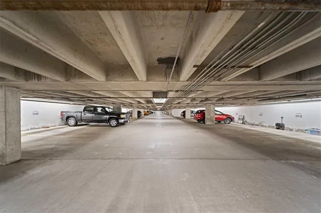 $549,000 | 2510 Grand Boulevard, Unit 1604, Kansas City, MO 64108