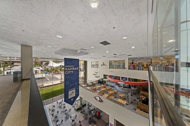 $549,000 | 2510 Grand Boulevard, Unit 1604, Kansas City, MO 64108