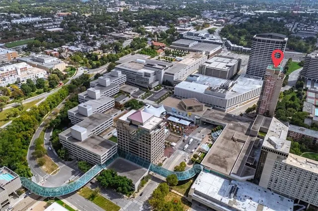 $549,000 | 2510 Grand Boulevard, Unit 1604, Kansas City, MO 64108