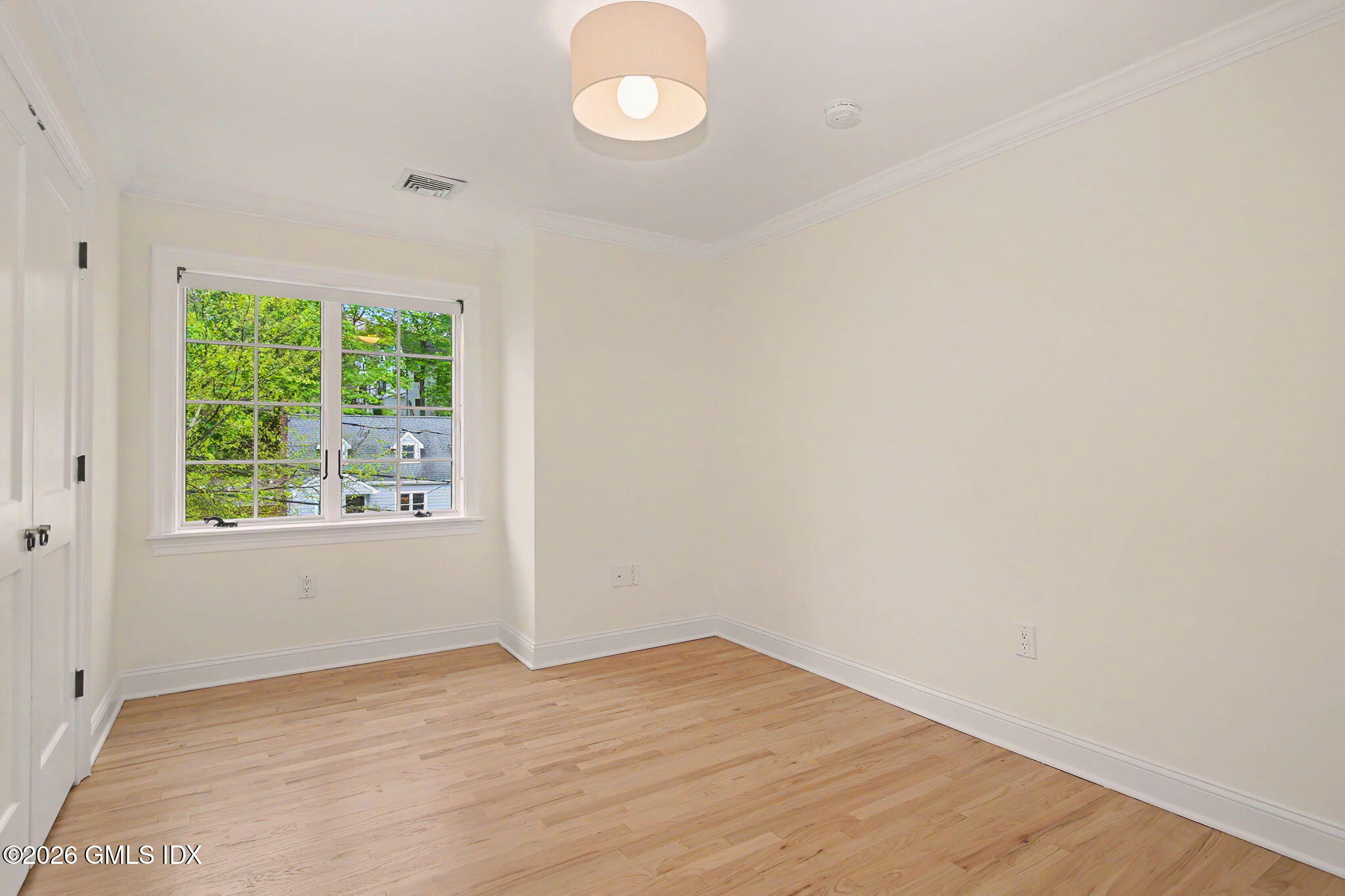 9 Valleywood Road Cos Cob, CT 06807 - Photo 15 of 27 Bedroom 3