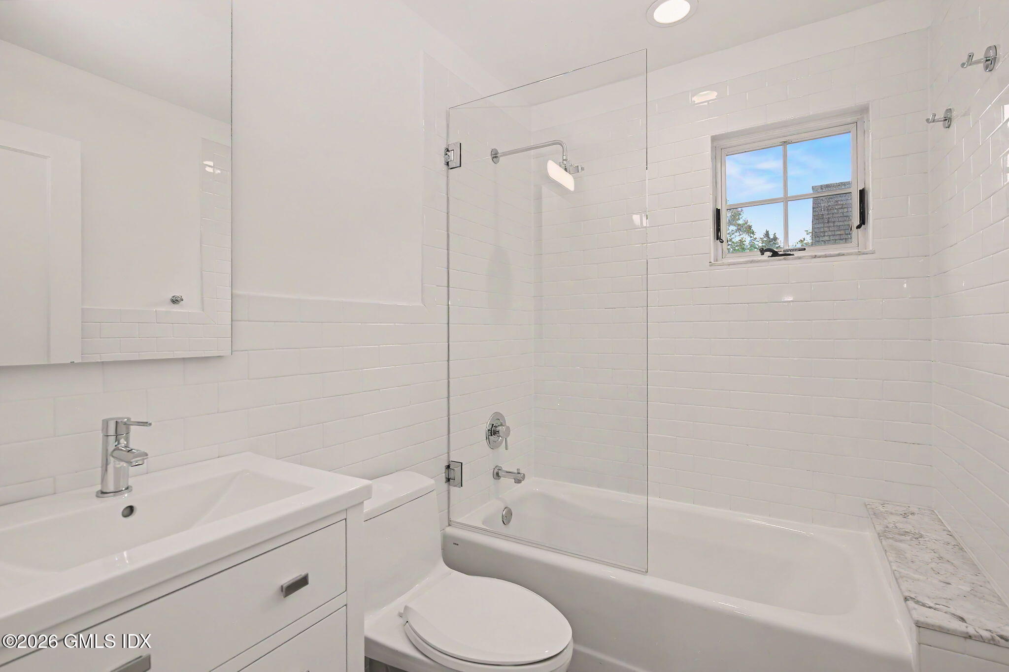 9 Valleywood Road Cos Cob, CT 06807 - Photo 17 of 27 Bathroom 3