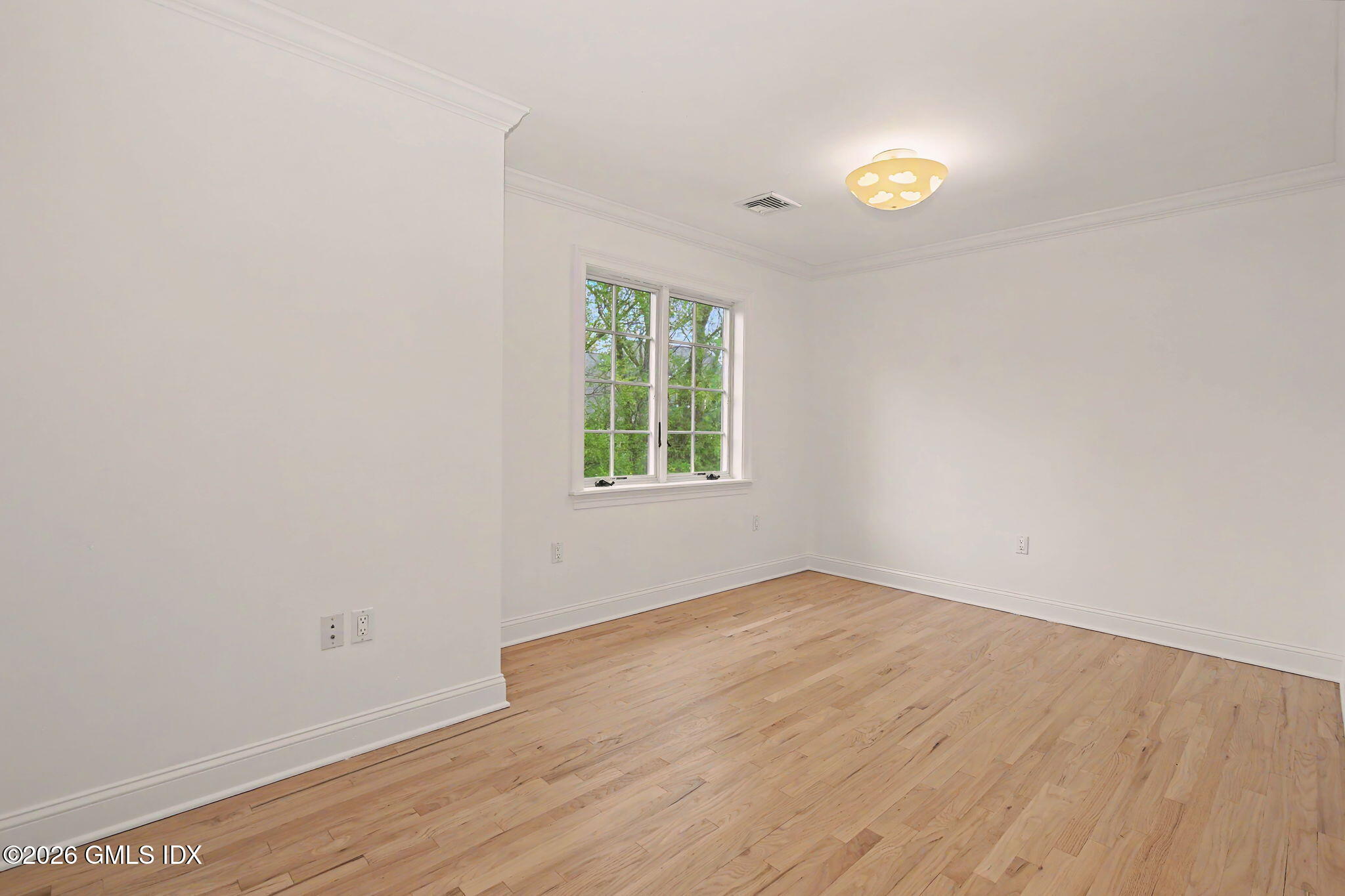 9 Valleywood Road Cos Cob, CT 06807 - Photo 18 of 27 Bedroom 5