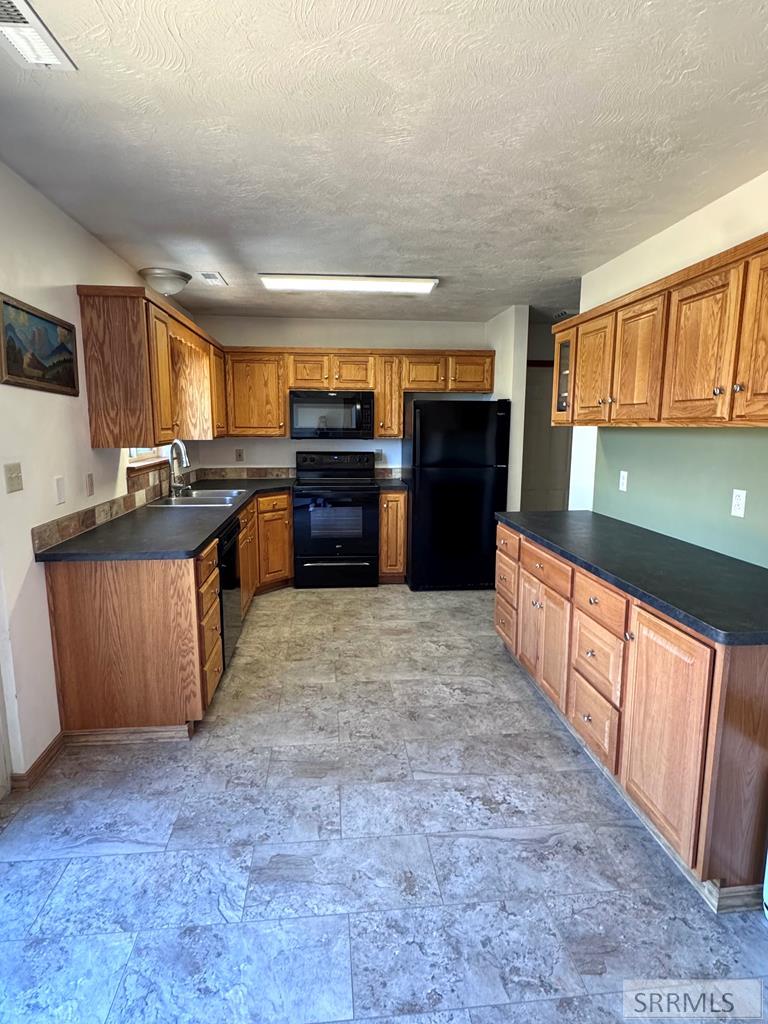 1391 Stoddard Road Shelley, ID 83274 - Photo 6 of 45 Kitchen