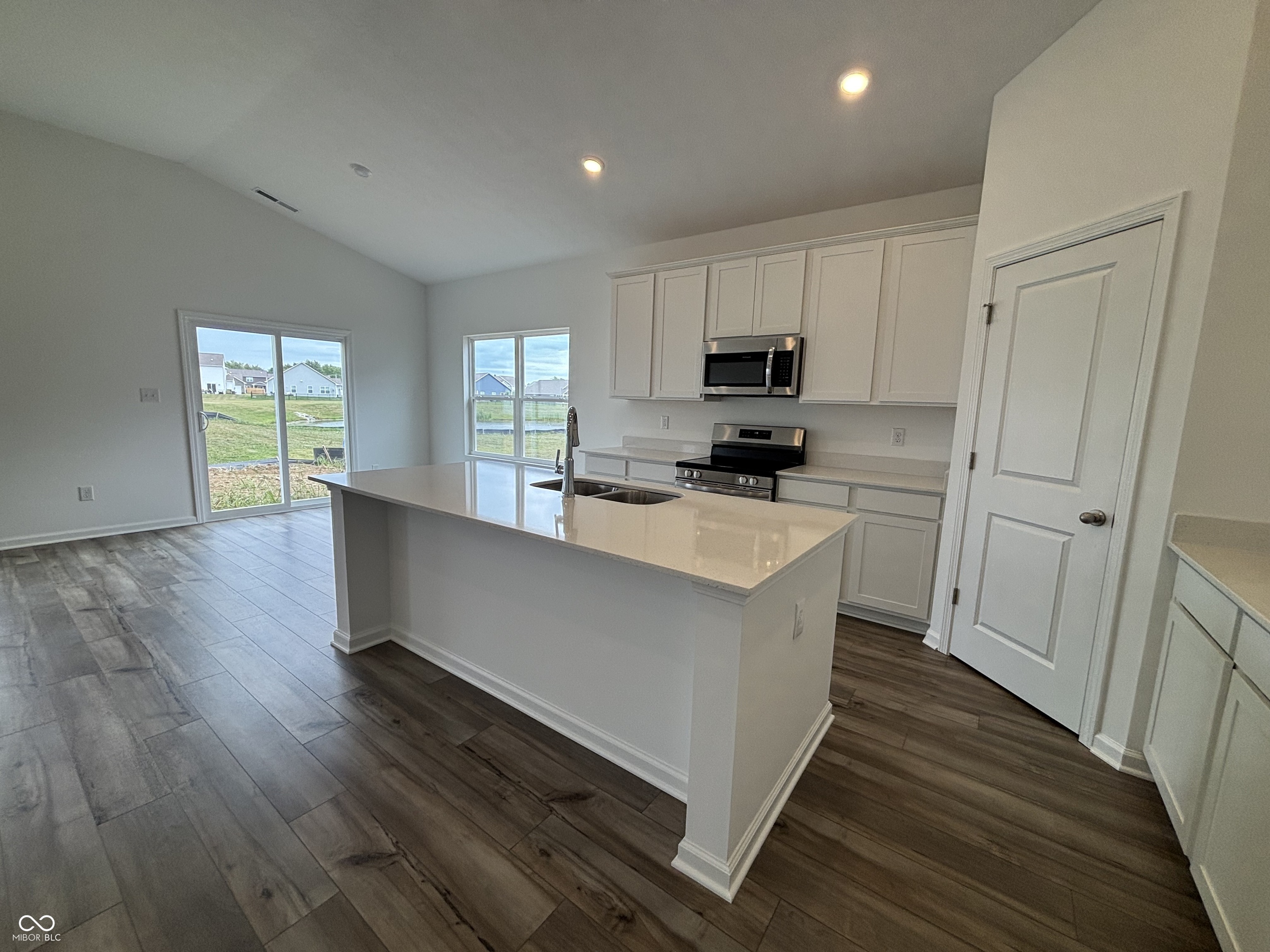 8064 Copperleaf Lane Pendleton, IN 46064 - Photo 2 of 7 Gallery Image 2