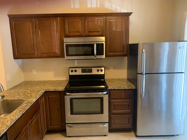 3939 Northeast 5th Avenue, Unit B204 Boca Raton, FL 33431 - Photo 3 of 10 IMG_0613
