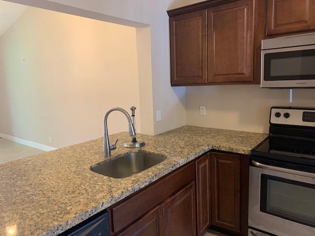 3939 Northeast 5th Avenue, Unit B204 Boca Raton, FL 33431 - Photo 4 of 10 IMG_0614