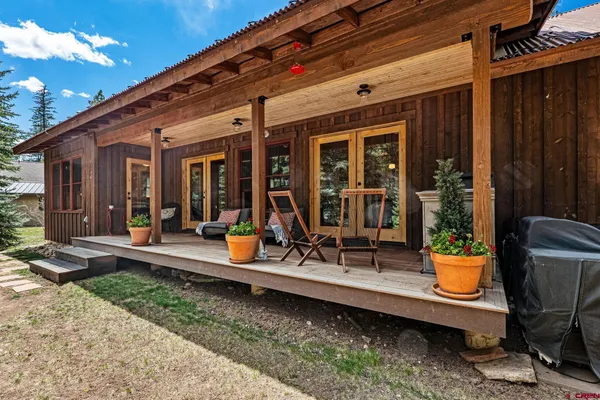 $969,000 | 322 County Road 243, Durango, CO 81301