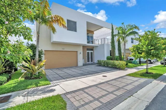 $9,500 | 7457 Northwest 101 Avenue, Unit 7457, Doral, FL 33178