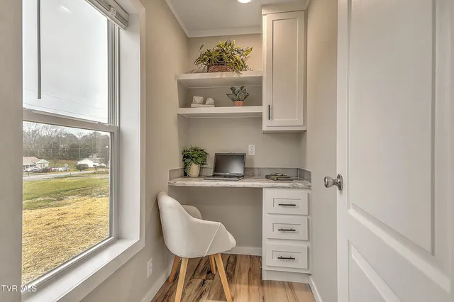 $294,900 | 4100 Weaver Pike, Bluff City, TN 37618