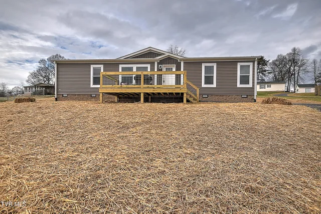 $294,900 | 4100 Weaver Pike, Bluff City, TN 37618