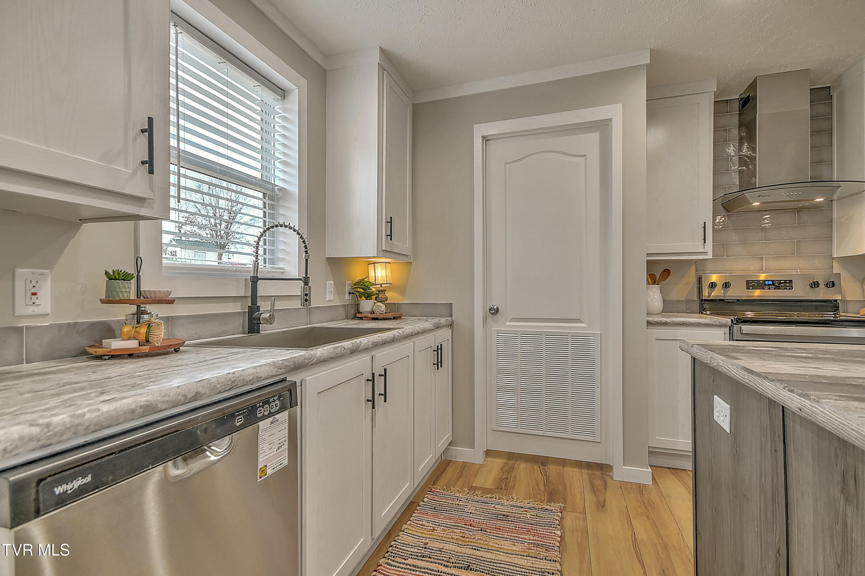 4100 Weaver Pike Bluff City, TN 37618 - Photo 22 of 44 4100 Weaver Pike DP-28