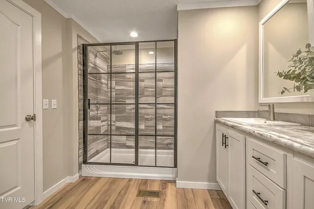 $294,900 | 4100 Weaver Pike, Bluff City, TN 37618