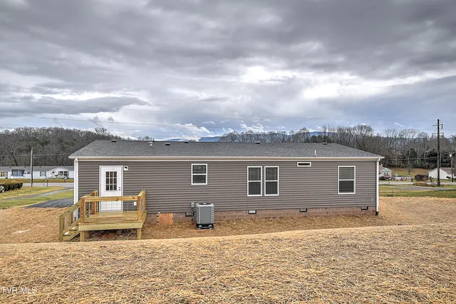 $294,900 | 4100 Weaver Pike, Bluff City, TN 37618