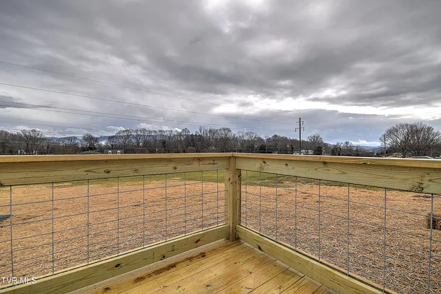 $294,900 | 4100 Weaver Pike, Bluff City, TN 37618