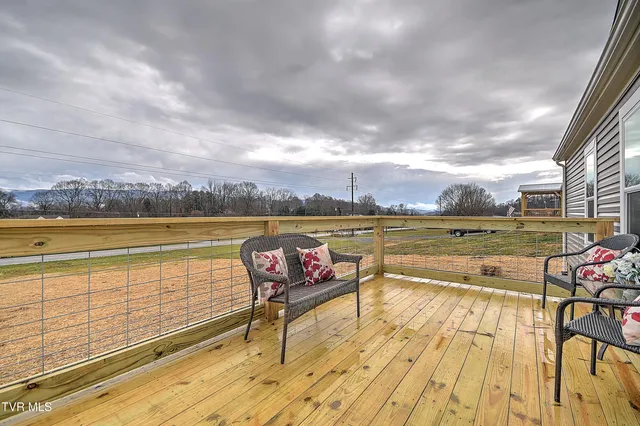 $294,900 | 4100 Weaver Pike, Bluff City, TN 37618