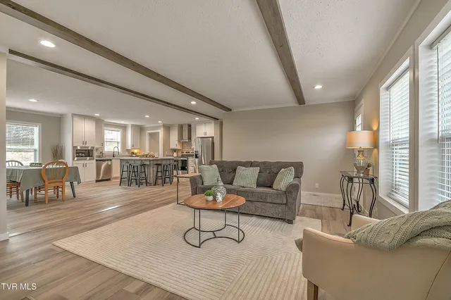 $294,900 | 4100 Weaver Pike, Bluff City, TN 37618