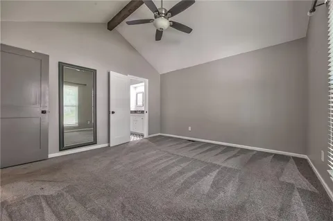 $330,000 | 10781 Oakmont Street, Overland Park, KS 66210