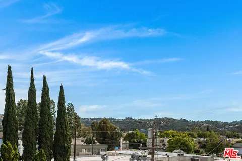 $1,095,000 | Undisclosed Address, Studio City, CA 91602