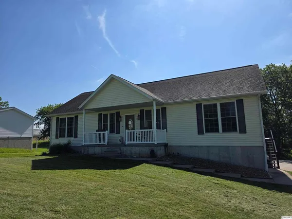 $270,000 | 1452 Gilmoor Drive, Fowler, IL 62338