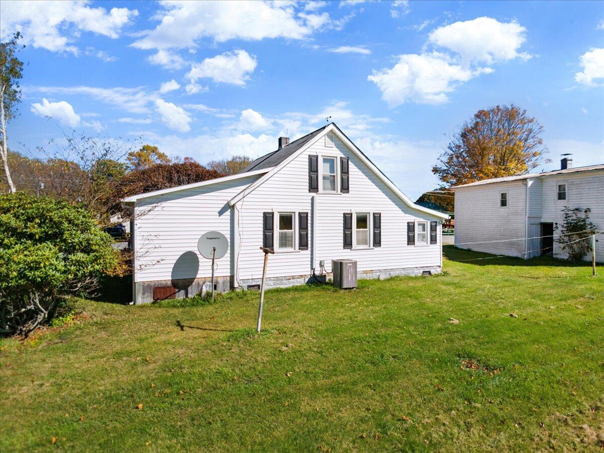 143 Beard Heights Addition Road Buckeye, WV 24924 - Photo 26 of 47 Gallery Image 26