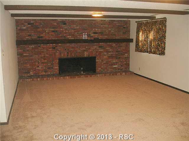 2865 Valencia Road Colorado Springs, CO 80917 - Photo 14 of 20 Gallery Image 14