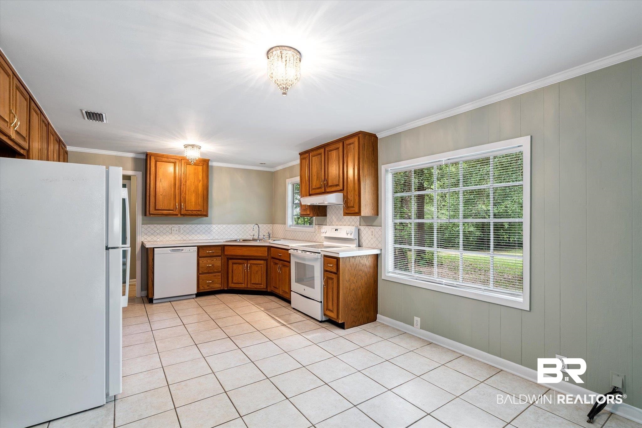 10761 Alex Court Semmes, AL 36575 - Photo 5 of 23