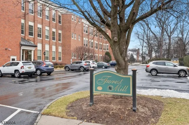 $3,000 | 33 Forest Avenue, Unit 1E, Hawthorne, NJ 07506