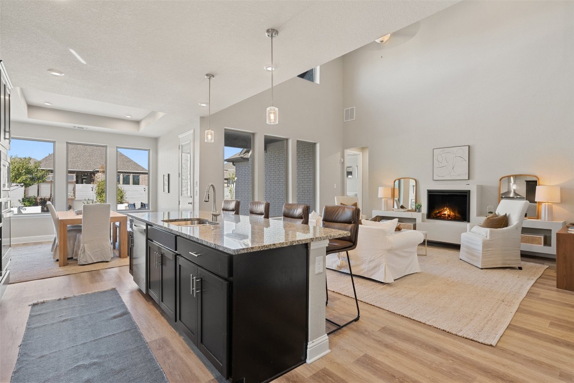 1017 Highcrest Georgetown, TX 78628 - Photo 12 of 40