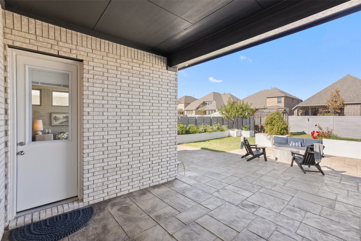 1017 Highcrest Georgetown, TX 78628 - Photo 31 of 40 a view of a outdoor space with seating area