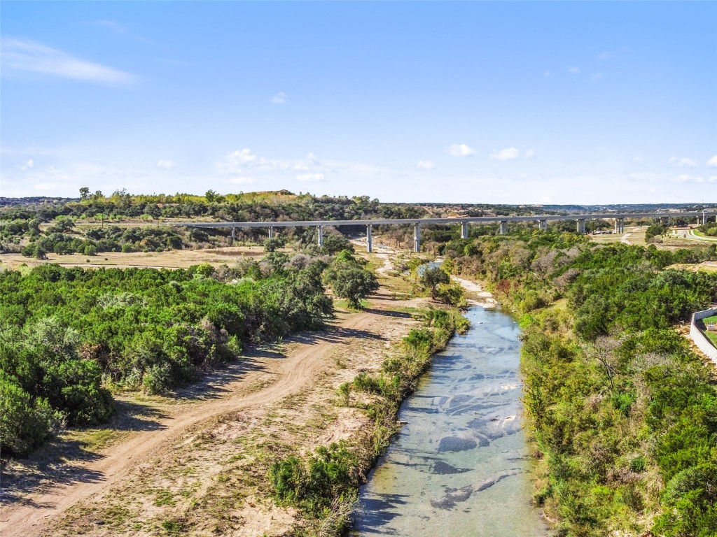 1017 Highcrest Georgetown, TX 78628 - Photo 6 of 40 a view of a city