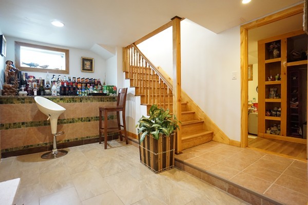 29 Albion Road Quincy, MA 02170 - Photo 6 of 17 Gallery Image 6