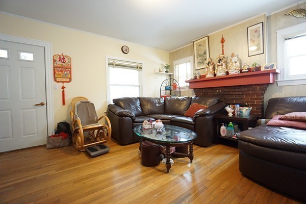 29 Albion Road Quincy, MA 02170 - Photo 7 of 17 Gallery Image 7