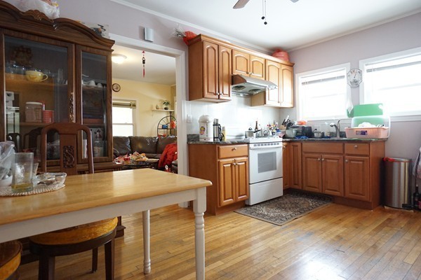 29 Albion Road Quincy, MA 02170 - Photo 8 of 17 Gallery Image 8