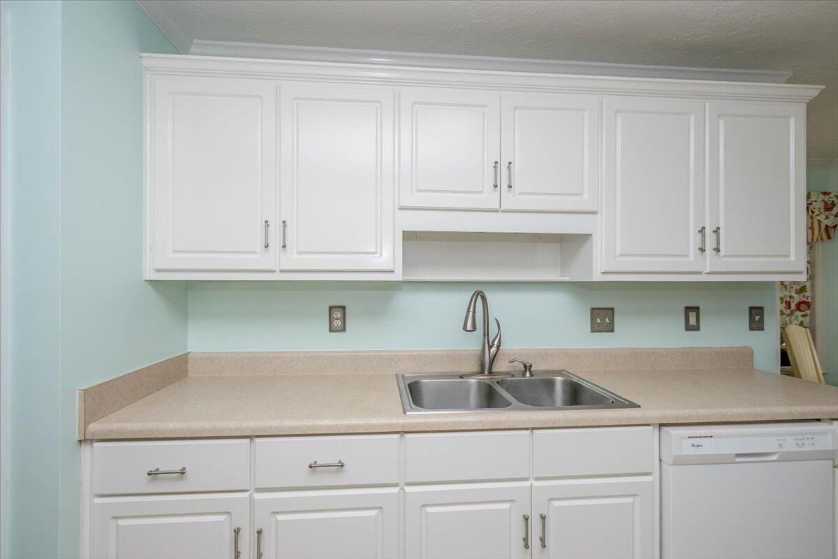 900 Mitchell Lane Evans, GA 30809 - Photo 19 of 41 19-GMDM20250531_5954