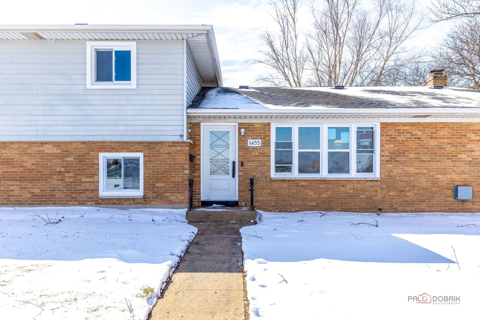 1455 Erie Street Elgin, IL 60123 - Photo 12 of 35