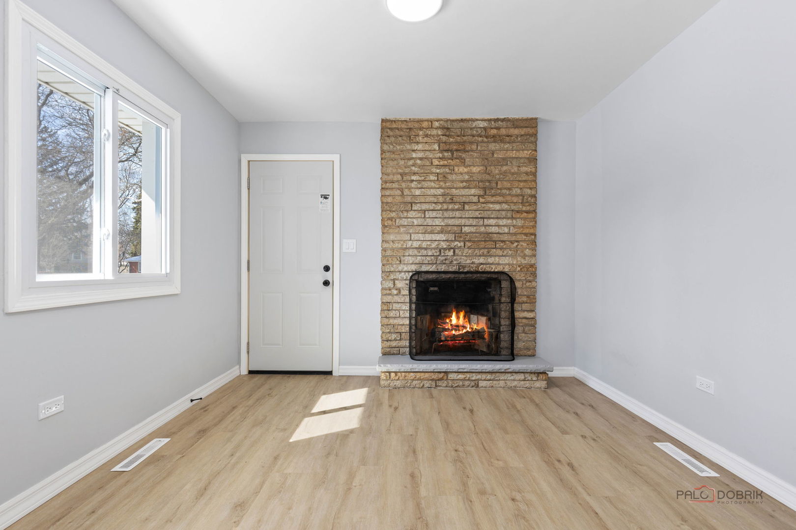 1455 Erie Street Elgin, IL 60123 - Photo 15 of 35