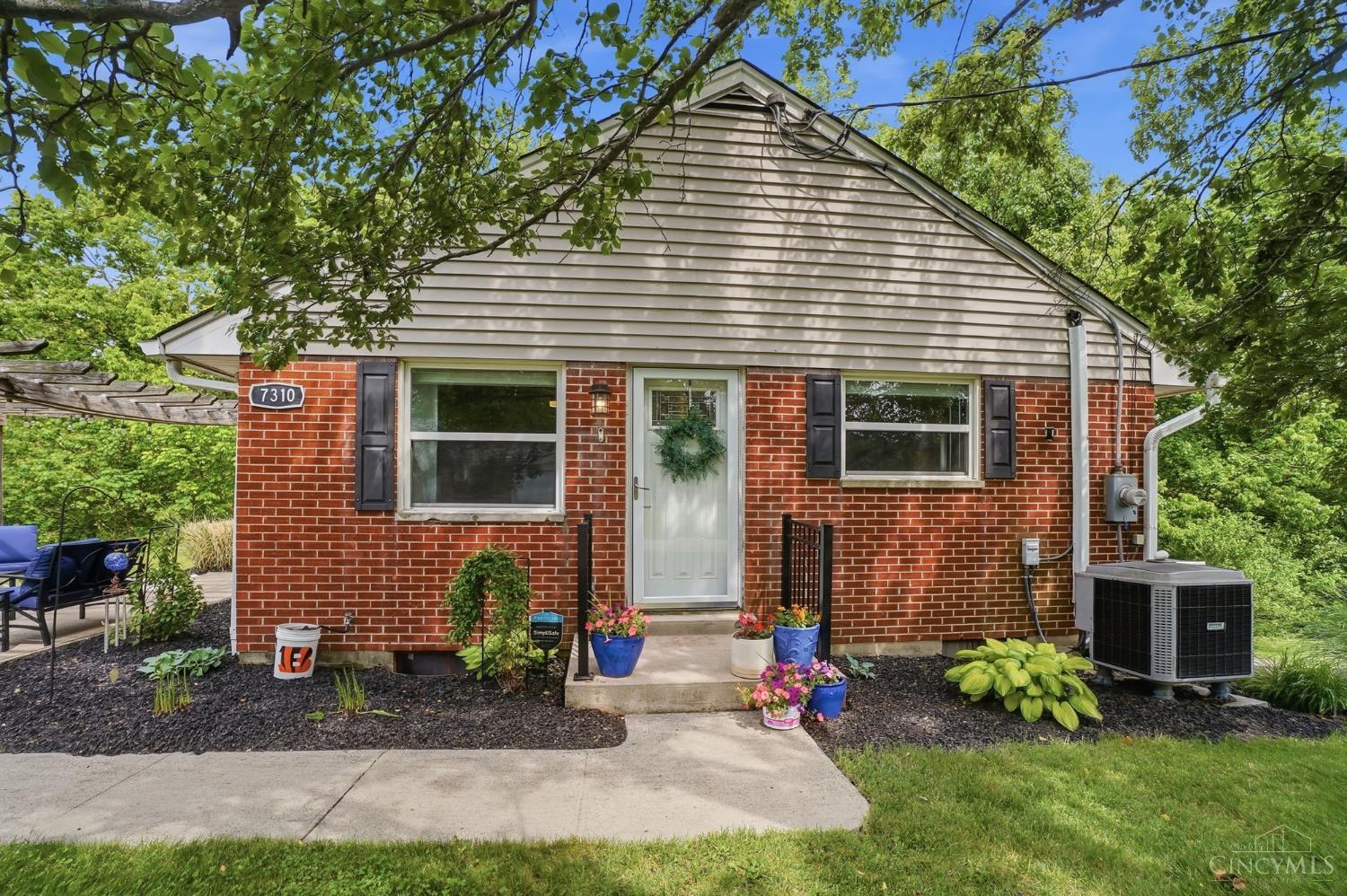 7310 Striker Road Maineville, OH 45039 - Photo 9 of 76