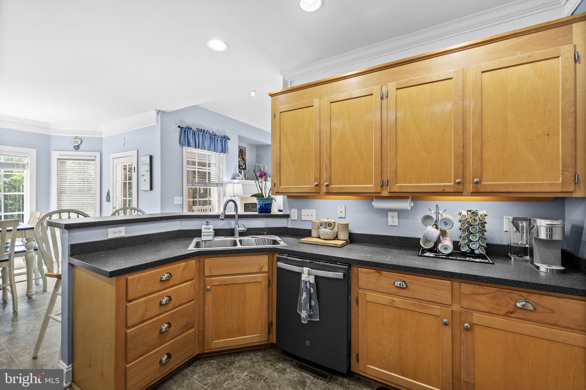 621 Ridgemont Drive Louisa, VA 23093 - Photo 11 of 81 Kitchen