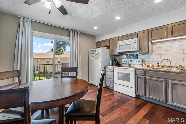 $168,500 | 161 Dartingbird Lane, Unit D, Eureka, MO 63025