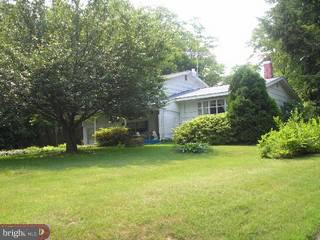 44 Hilltop Road Ewing, NJ 08638 - Photo 1 of 4