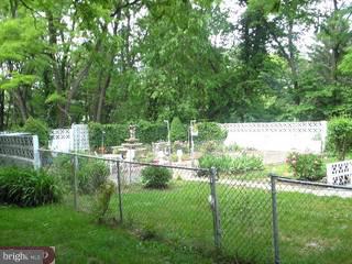 44 Hilltop Road Ewing, NJ 08638 - Photo 3 of 4