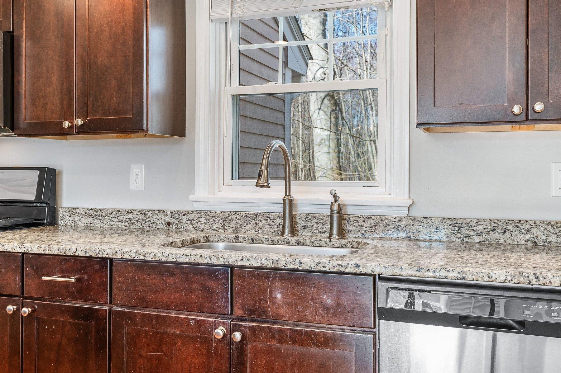 26 Pheasant Run Lane Stratham, NH 03885 - Photo 13 of 37