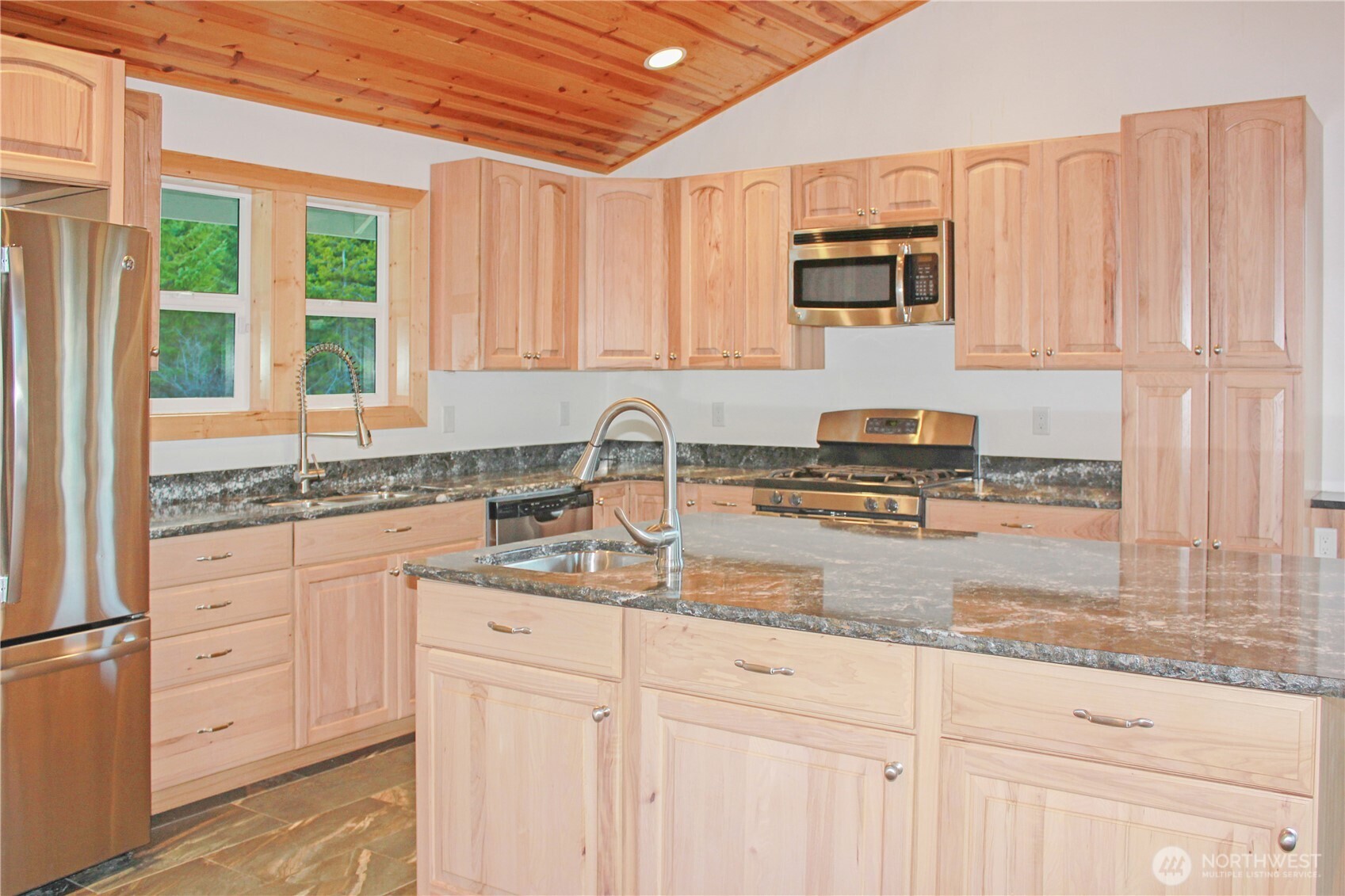222 Fs Road Cle Elum, WA 98922 - Photo 8 of 40 Gallery Image 8