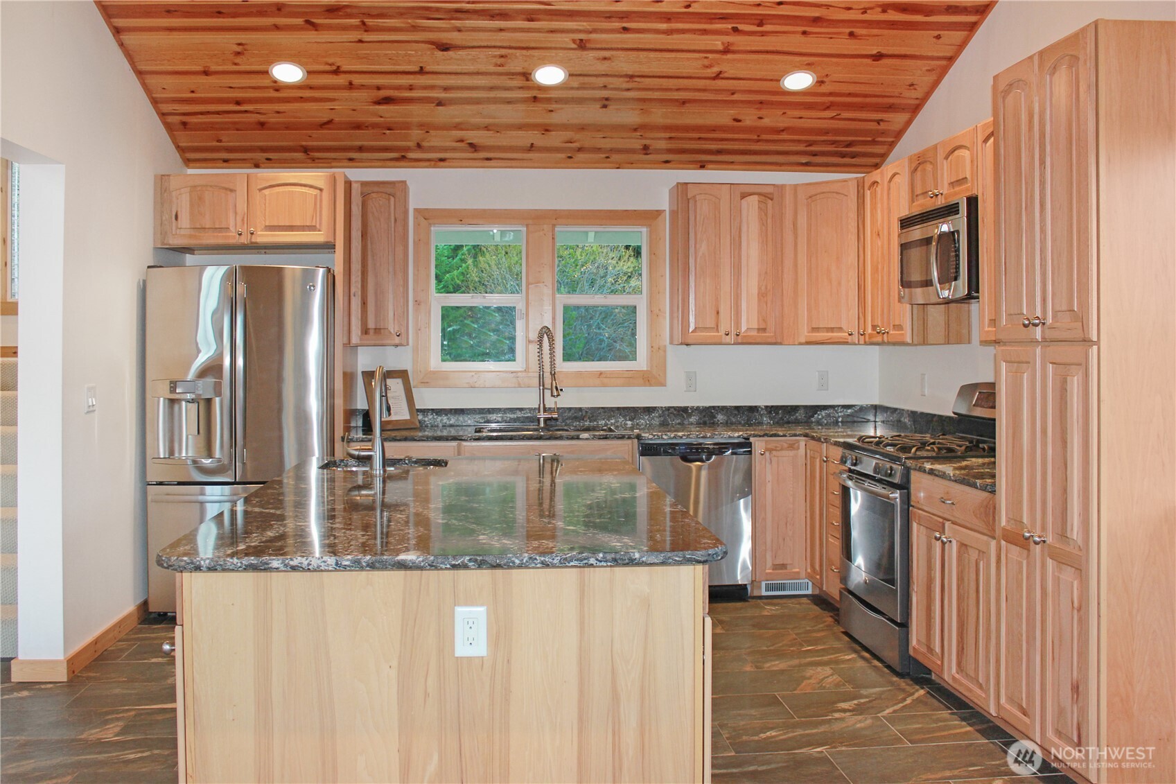 222 Fs Road Cle Elum, WA 98922 - Photo 10 of 40 Gallery Image 10