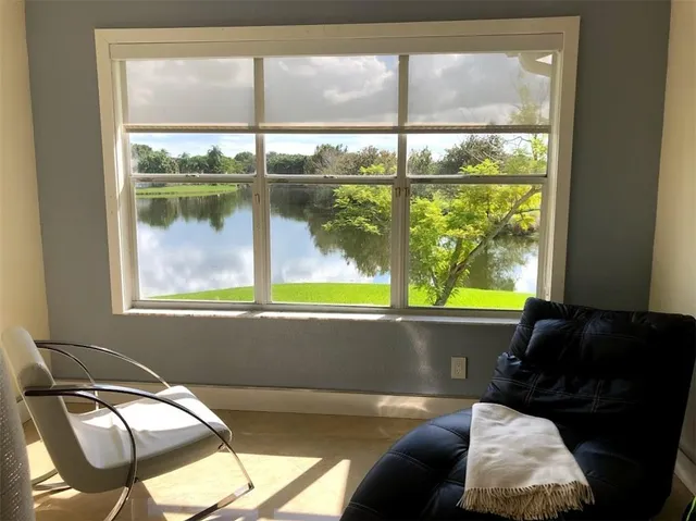 $2,350 | 12540 Vista Isles Drive, Unit 1127, Plantation, FL 33325