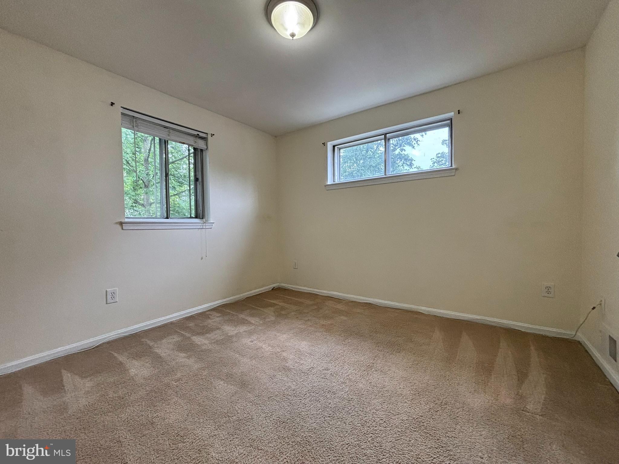 6901 Rolling Road Springfield, VA 22152 - Photo 7 of 20 Bedroom 1 - Main Level