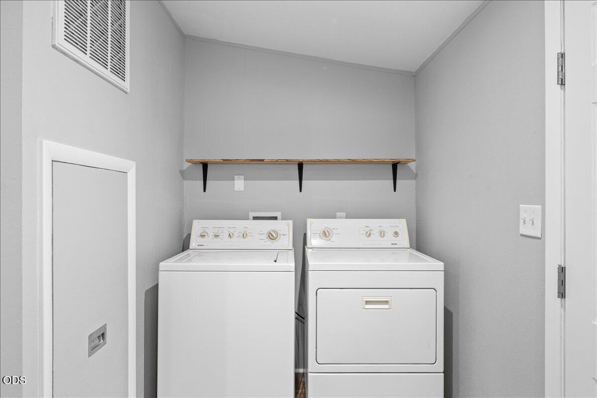 6850 Downing Road, Unit SPC 60 Central Point, OR 97502 - Photo 10 of 26