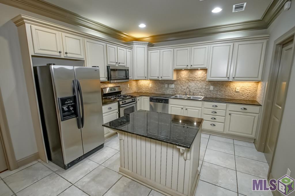 18639 Perkins Road, Unit 42 Prairieville, LA 70769 - Photo 12 of 35 Gallery Image 12