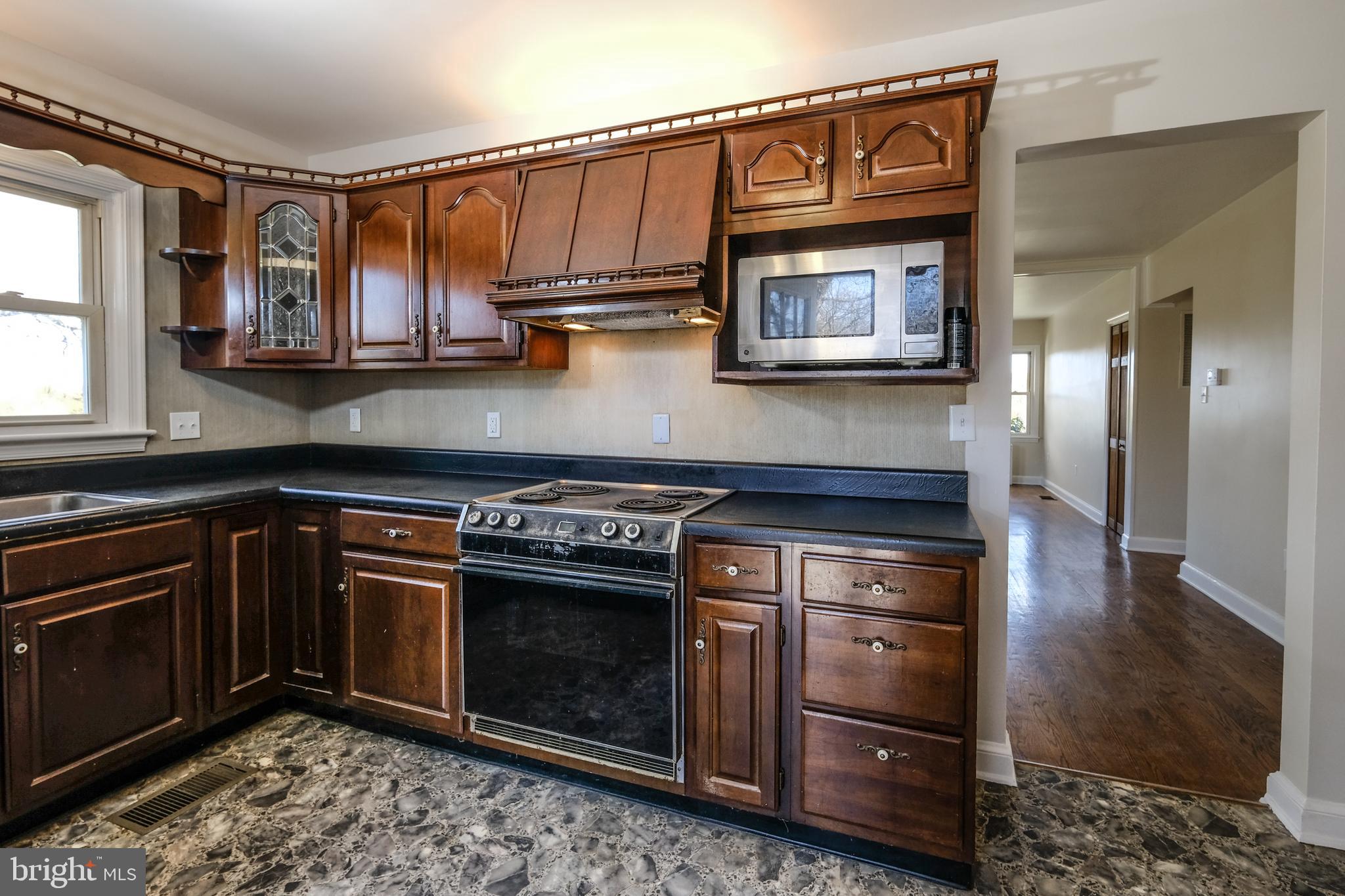 2598 Guard Hill Road Front Royal, VA 22630 - Photo 38 of 66 Kitchen